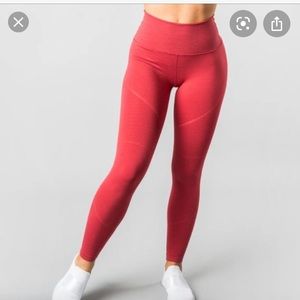 Alphalete R6 coral red XS